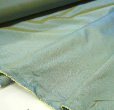 カメレオンタフタ.png カメレオンタフタ.png