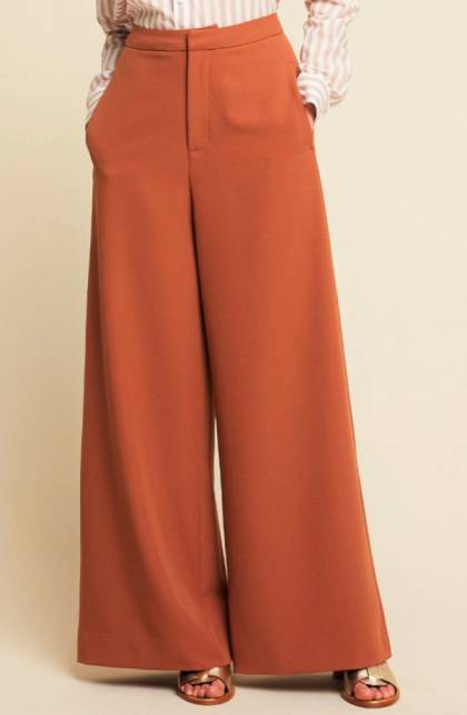 フレアードパンツ.png フレアードパンツ.png